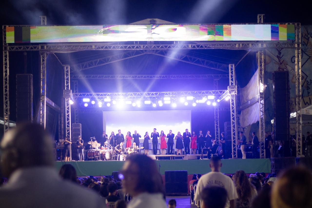 Fé e História: Câmara prestigia os 50 anos do Adventismo no Cabo