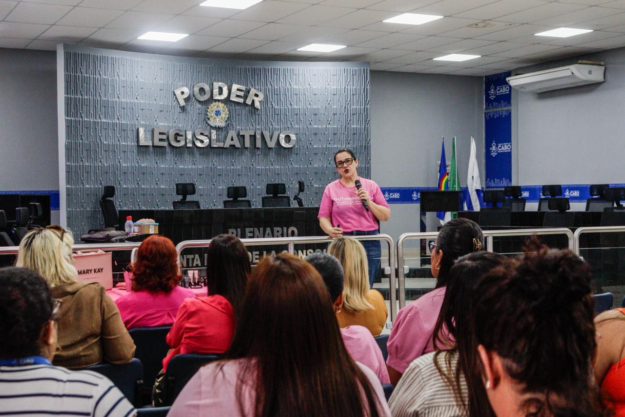 Outubro Rosa: Câmara incentiva prevenção e o cuidado com a saúde da mulher